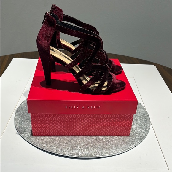 Kelly & Katie Deep Red Strappy Heels - Picture 1 of 4